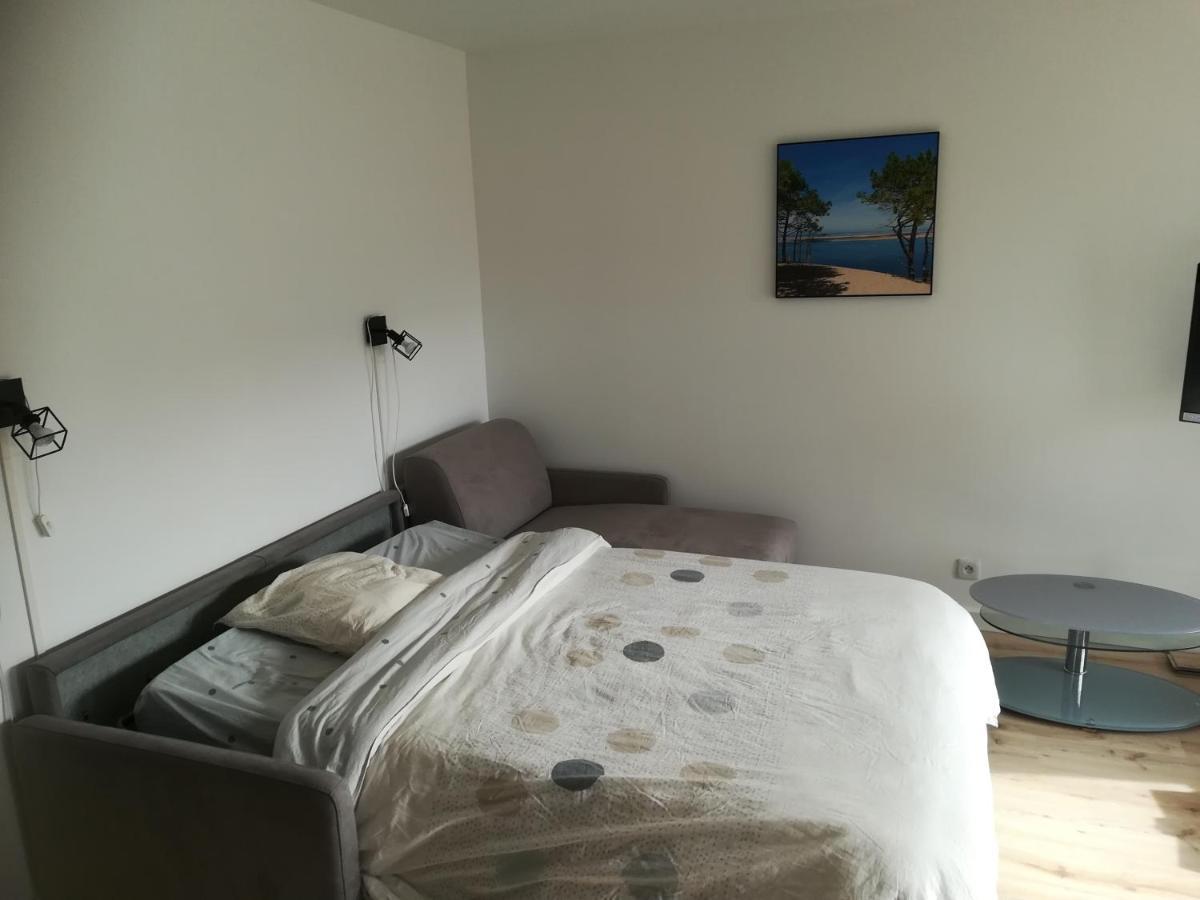 Appartement T2 44m2 Hyper Centre, Vélos, Parking Et Grand Balcon English Spoken